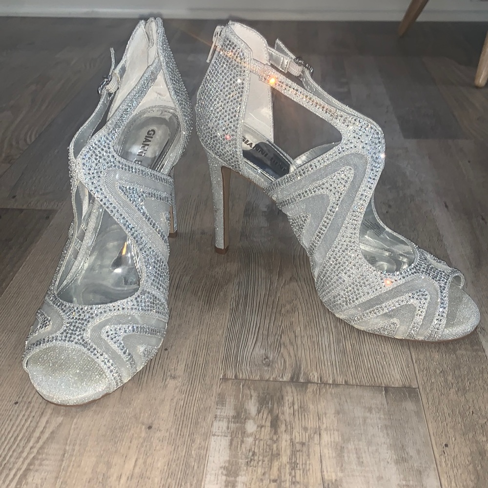Gianni Bini Heels PROM PERFECT